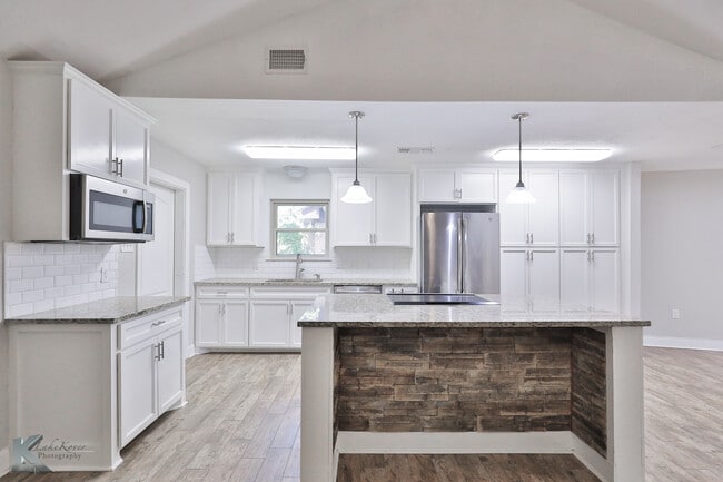 3609 Auburn Dr in Abilene, TX - Building Photo - Building Photo