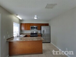 6431 W Hatcher Rd in Glendale, AZ - Building Photo - Building Photo