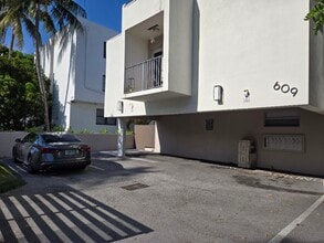 609 Euclid Ave, Unit #3 in Miami Beach, FL - Building Photo - Building Photo