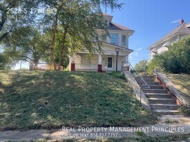 2528 S 17th St in St. Joseph, MO - Building Photo