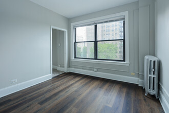 The Victorian Apartments in Chicago, IL - Building Photo - Interior Photo