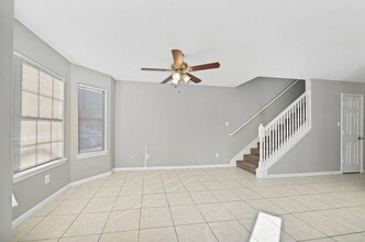 3019 La Estancia Ln in Houston, TX - Building Photo - Building Photo