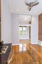 234 W 14th St, Unit 3B in New York, NY - Building Photo
