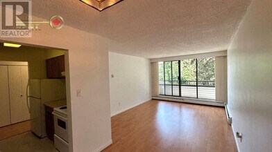 9270-9270 Salish Ct in Burnaby, BC - Building Photo - Building Photo