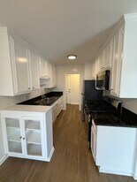 1631 Barry Ave in Los Angeles, CA - Building Photo