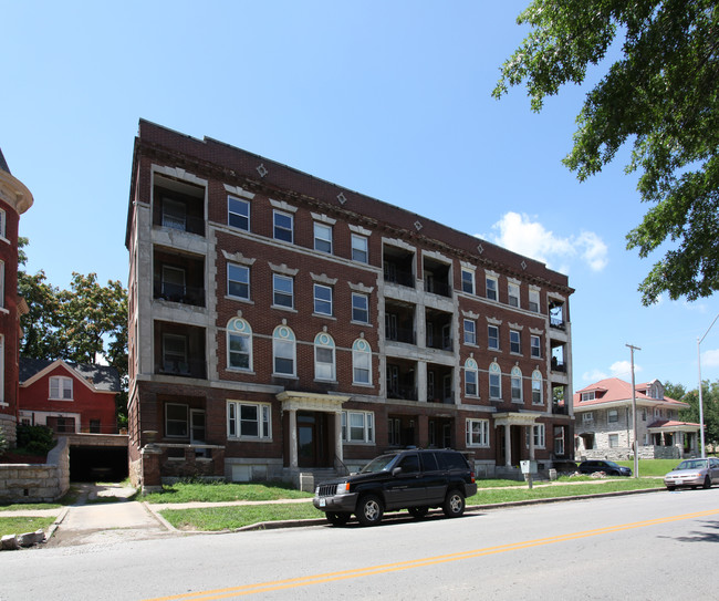 500-506 Gladstone Blvd in Kansas City, MO - Building Photo - Building Photo