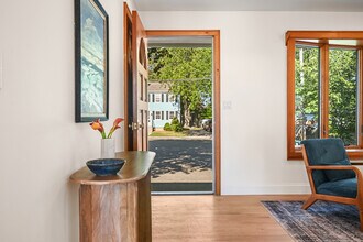 8 Millard St in Fairfield, CT - Building Photo - Building Photo