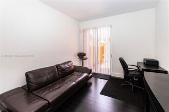 6202 NW 116th Ave in Doral, FL - Building Photo - Building Photo