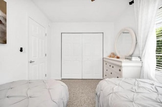 5515 Spruce Ave in West Palm Beach, FL - Foto de edificio - Building Photo