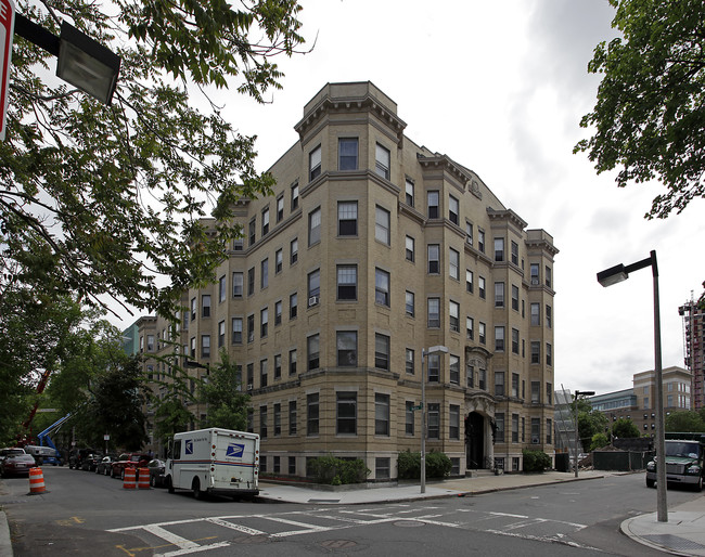 11 Tetlow St in Boston, MA - Building Photo - Building Photo