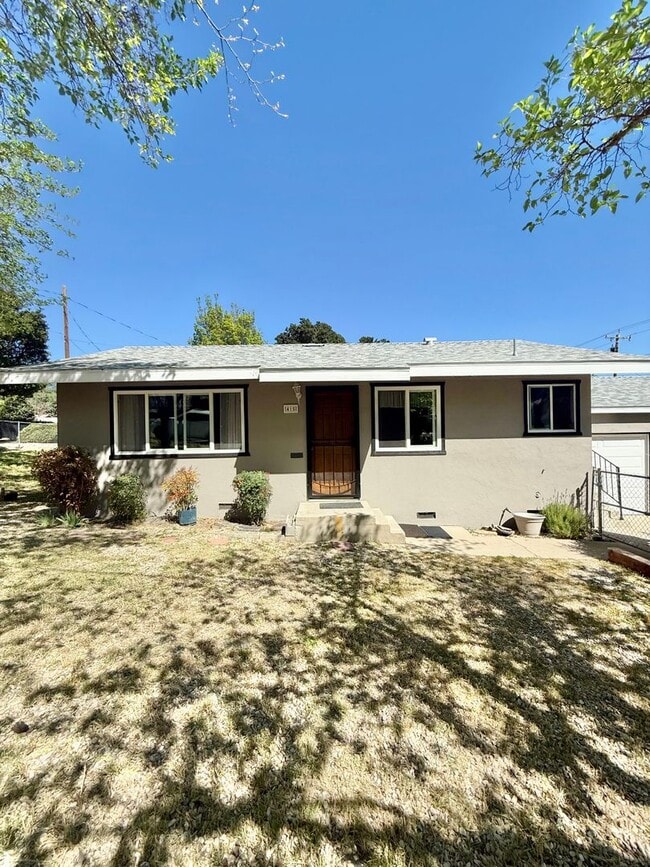 property at 415 11th St