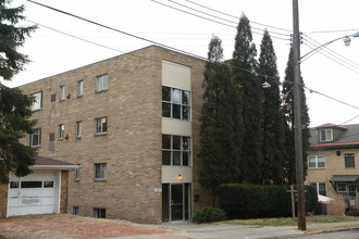 Shiloh Apartments in Bellevue, PA - Building Photo - Building Photo