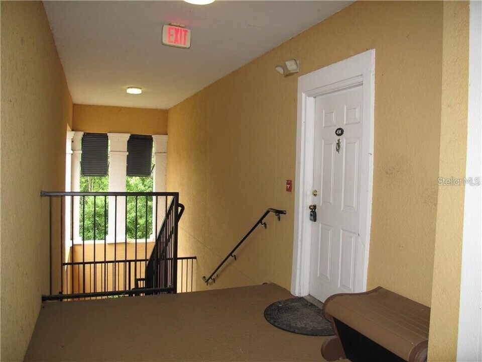 3593 Conroy Rd in Orlando, FL - Building Photo