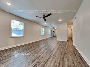 227 W Suffolk Ave in Dallas, TX - Building Photo - Building Photo
