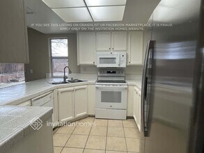 529 Oakborough Ave in Roseville, CA - Foto de edificio - Building Photo