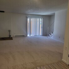 244 Smithridge Park in Reno, NV - Building Photo - Building Photo