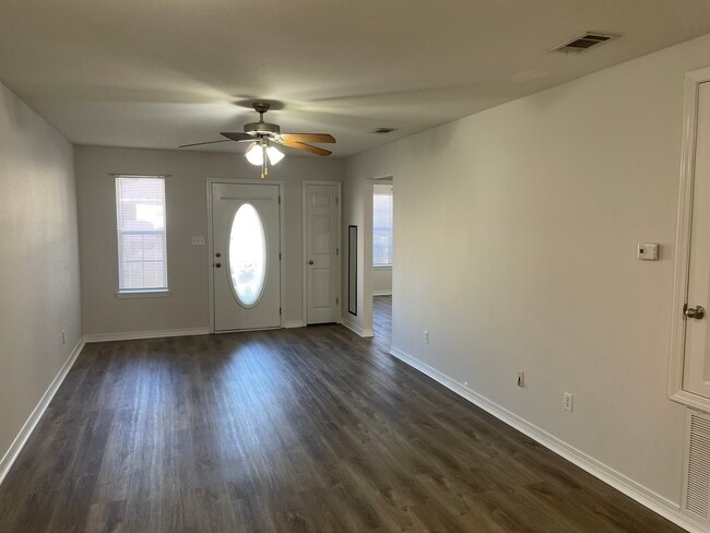 5476 Quail Creek Cir in Biloxi, MS - Building Photo - Building Photo