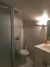 120-11 22nd Ave-Unit -2nd FL in Queens, NY - Foto de edificio - Building Photo