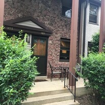 189 Newman St, Unit 189 Newman St. Metuchen in Metuchen, NJ - Building Photo