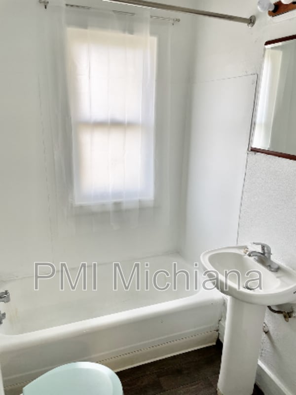 1136 King St in South Bend, IN - Building Photo - Building Photo