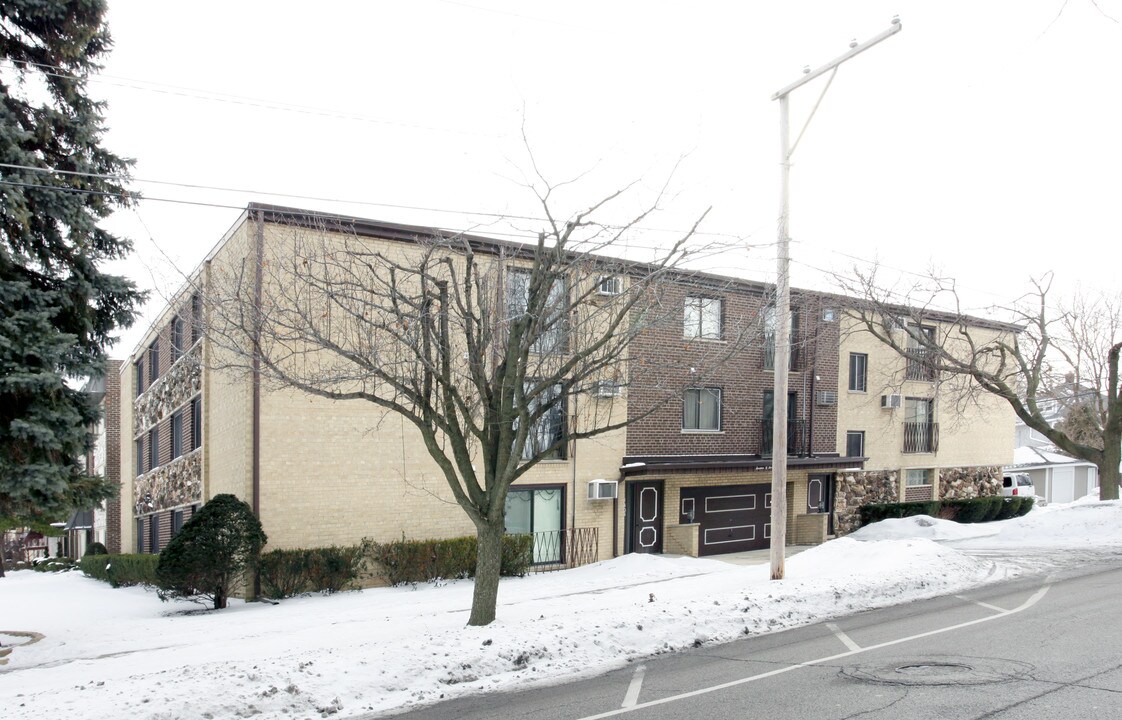 1405 Ashland Ave in Des Plaines, IL - Foto de edificio