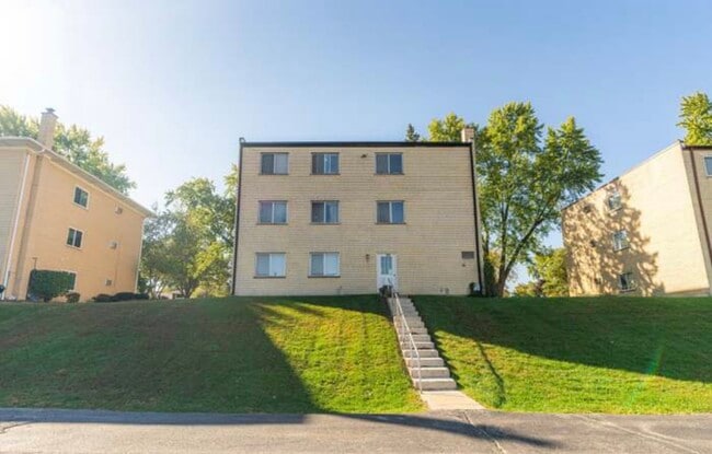 261 Nordic Rd in Bloomingdale, IL - Building Photo - Building Photo