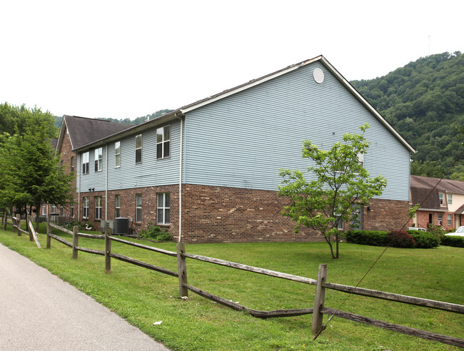 Amos E. Landrum Apartments in Montgomery, WV - Building Photo - Building Photo