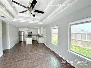 1304 Alta Vista Dr in Progreso Lakes, TX - Building Photo - Building Photo
