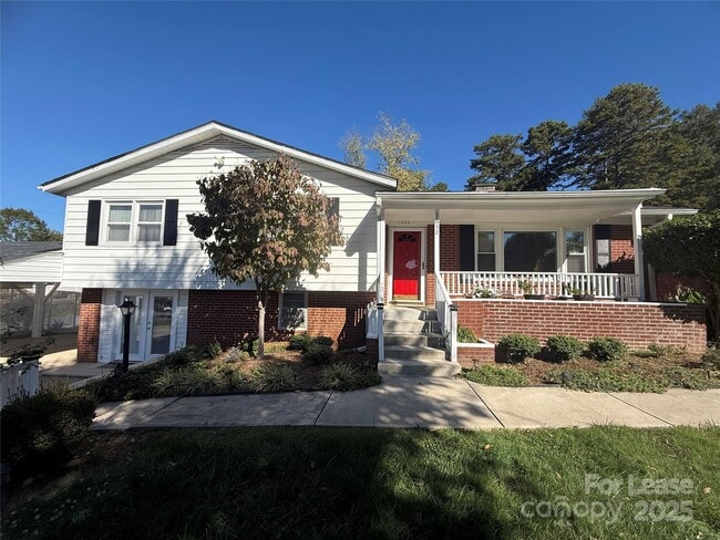 property at 1632 Kimberly Dr