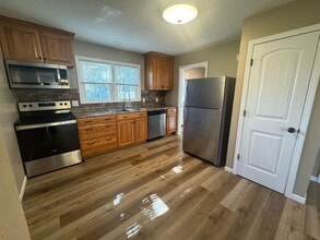 282 Brice St in Lebanon, MO - Building Photo - Building Photo