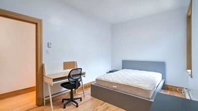 4278 Sherbrooke Rue O in Westmount, QC - Building Photo - Building Photo