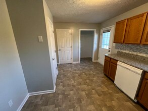 225 Sherando Cir in Stephens City, VA - Building Photo - Building Photo