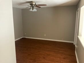 107 Coulee Dr, Unit B in Lafayette, LA - Building Photo - Building Photo