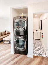 898 Veronica Springs Rd, Unit SI ID1353165P in Santa Barbara, CA - Foto de edificio - Building Photo