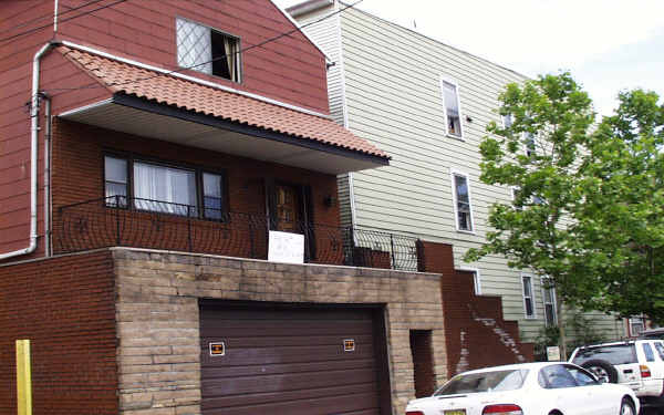 401 46th St in Union City, NJ - Foto de edificio