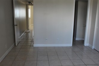 23223 Front Beach Rd-Unit -A-112 in Panama City Beach, FL - Foto de edificio - Building Photo