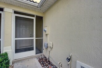 8171 Bellagio Ln in Boynton Beach, FL - Foto de edificio - Building Photo