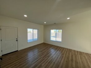 449 Tognazzini Ave in Guadalupe, CA - Building Photo - Building Photo