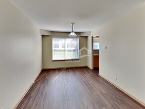 1808 Brockway Pond Ct in Joliet, IL - Building Photo - Building Photo