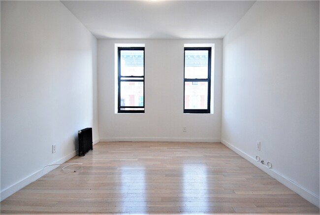 602 W 184th St in New York, NY - Building Photo - Building Photo