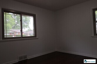2131 S 57th St in Lincoln, NE - Building Photo - Building Photo