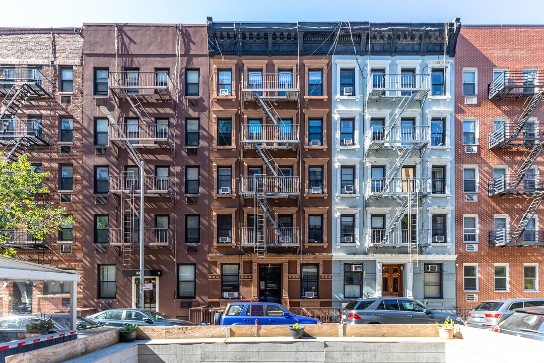 336 E 83rd St in New York, NY - Building Photo