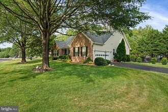 61 Kirby Ln in Stafford, VA - Building Photo - Building Photo