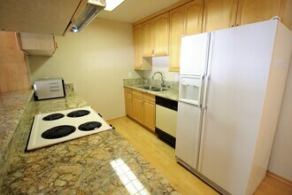 6780 Friars Rd, Unit 273 in San Diego, CA - Foto de edificio - Building Photo