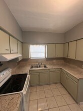 2405 N Sheridan Rd in Peoria, IL - Building Photo - Building Photo