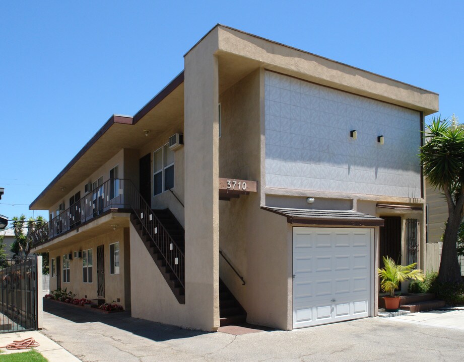 3710 Glendon Ave in Los Angeles, CA - Building Photo