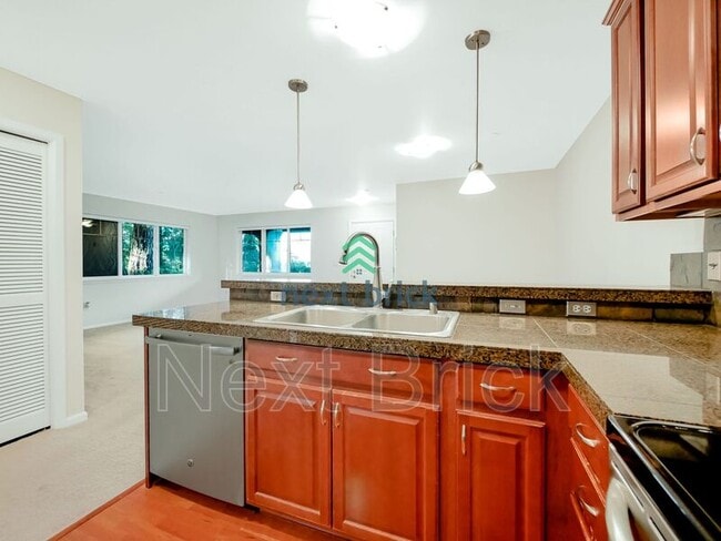 property at 11302 124th Ave NE