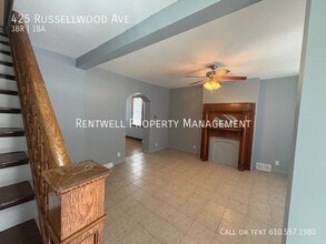 425 Russellwood Ave in Mckees Rocks, PA - Building Photo - Building Photo