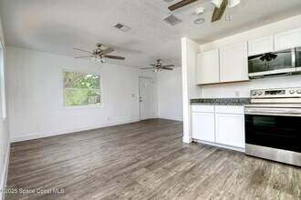 356 Vesta Cir in Melbourne, FL - Building Photo - Building Photo