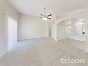 2836 S 66th Ave in Phoenix, AZ - Building Photo - Building Photo